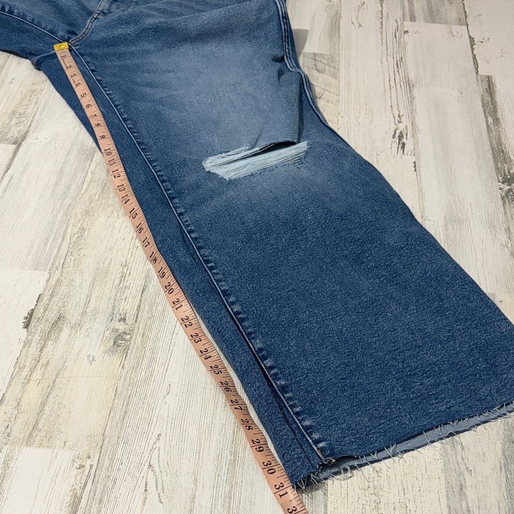 Judy Blue Indigo Rush High Rise Wide Leg Distressed Jeans Size 16W - Picture 15 of 16